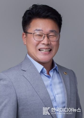 노금식 충청광역연합의회 의장