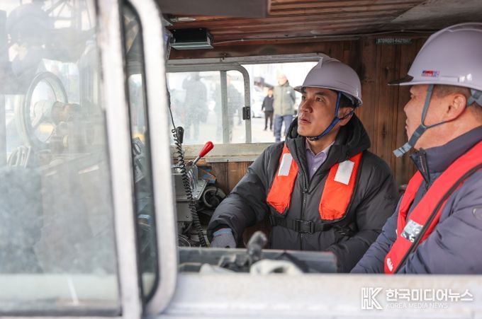 김진태 지사, 겨울철 어선 안전사고 합동점검
