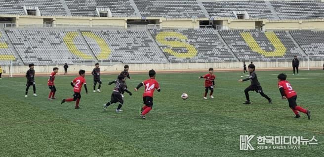 여수시가 온화한 기후와 체계적으로 갖춰진 스포츠 인프라를 바탕으로 올해도 다양한 종목의 전지훈련팀이 여수를 방문했다.