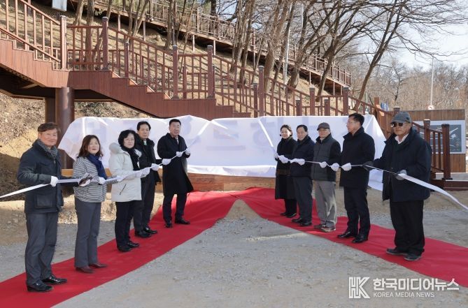 친환경 도시로 한걸음 더! 청주시, 목재특화거리 조성 완료(제막식)