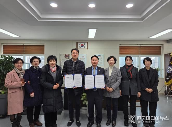 제천교육지원청-한국예총 제천지회, 2026년 지역 연계 예술작품 대여 전시 업무협약 체결