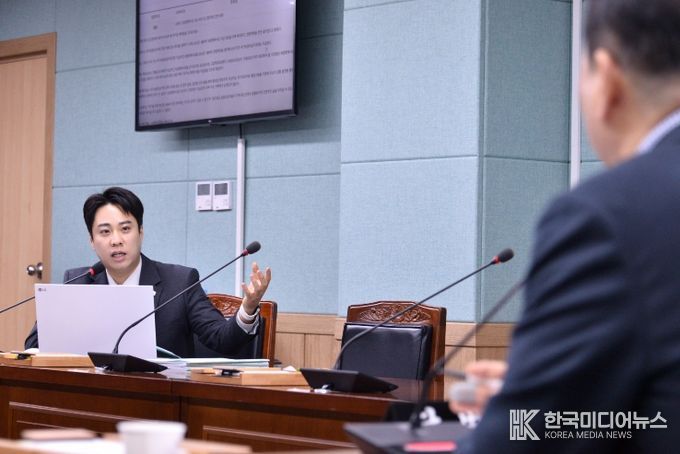 제253회 여수시의회 업무보고사진 (2월 3일)