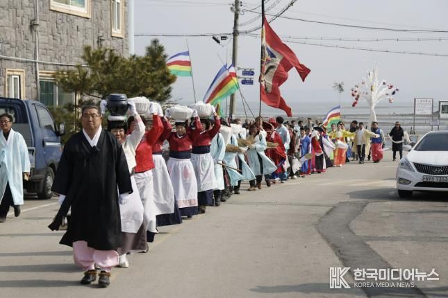2024년 개최된 황도 붕기풍어제 모습