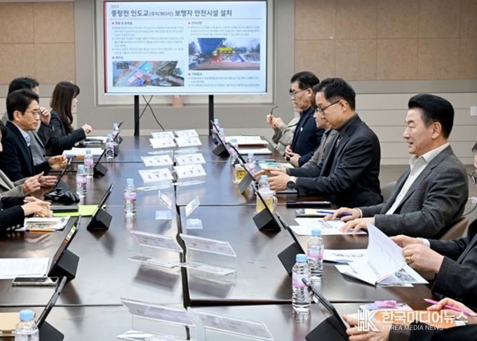 2월 24일 의정부시청 회룡홀에서 열린 ‘2월 동장단 정책소통 티타임’ 모습.