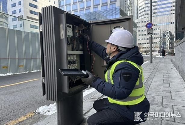 도로조명시설 점검 사진