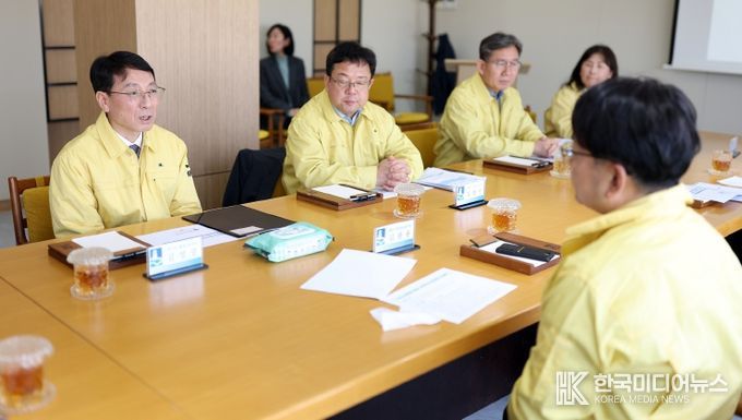 경기도 행정1부지사·행안부 재난안전관리본부장, 화성행궁 해빙기 현장점검