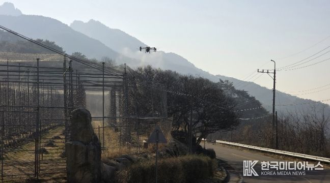 산청군, 명품사과 드론으로 지킨다