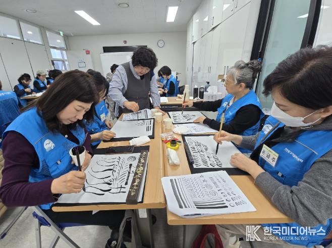 인천중구자원봉사센터, ‘캘리그라피 전문봉사단 양성 교육’ 전개