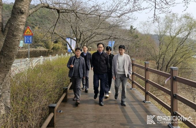 수원시 장안구청장, 광교마루길 새 단장 현장 점검