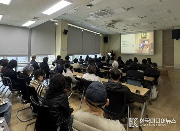 과천시, 도서관의 날 맞아 독서문화 행사 운영