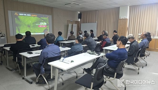 충남 계룡시는 농번기와 야외 활동 증가 시기에 따라 ‘진드기 매개 감염병 예방 활동’을 전개했다